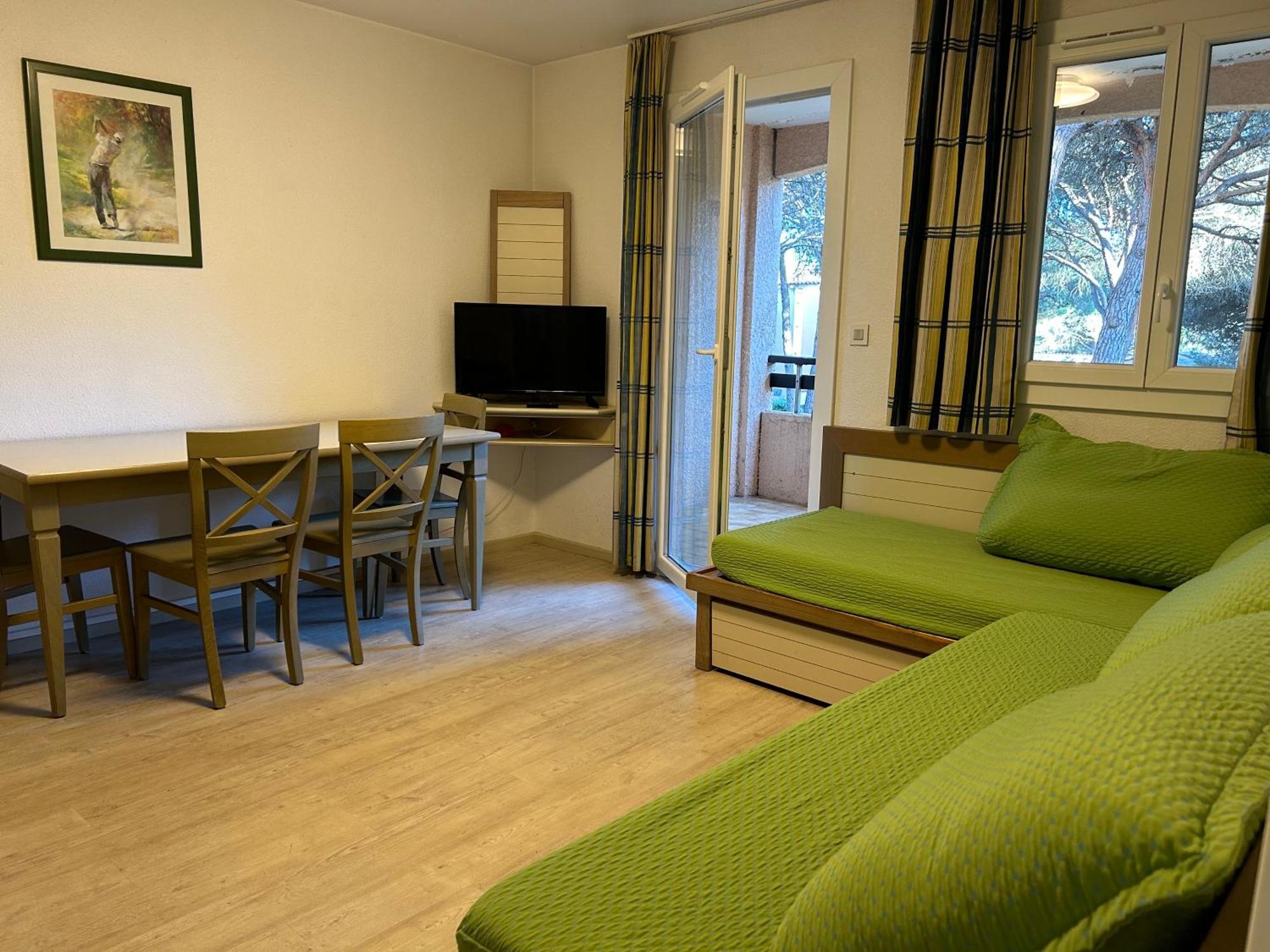 Domaine Valescure Appartement 1 Ou 2 Pieces Vue Jardin Ou Piscine แซ็งต์-ราฟาเอล ภายนอก รูปภาพ